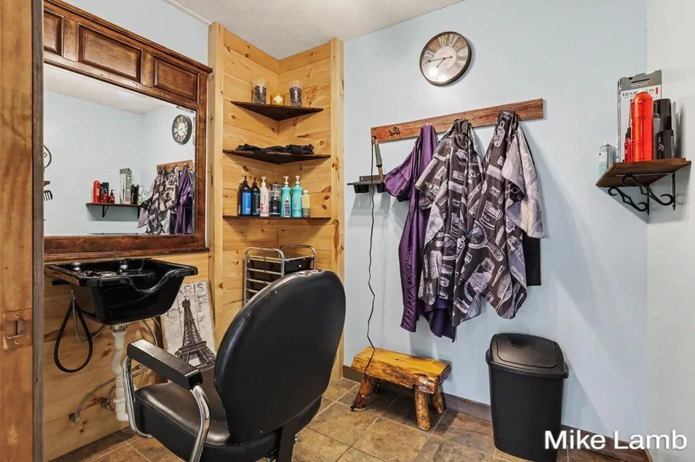 6159 E Dave Street Big Prairie Township, MI 49337