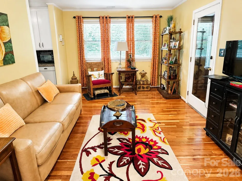 2925 4th Street Drive NE Hickory, NC 28601