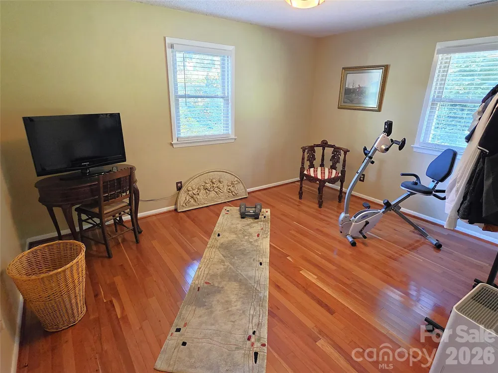 2925 4th Street Drive NE Hickory, NC 28601