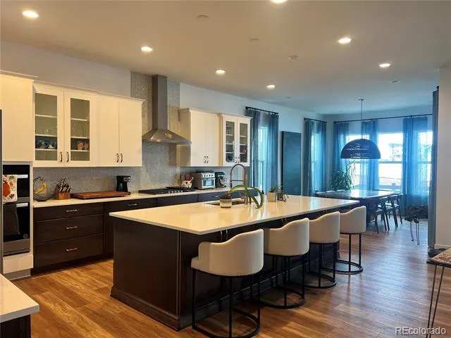 9438 Lake Breeze Drive Littleton, CO 80125
