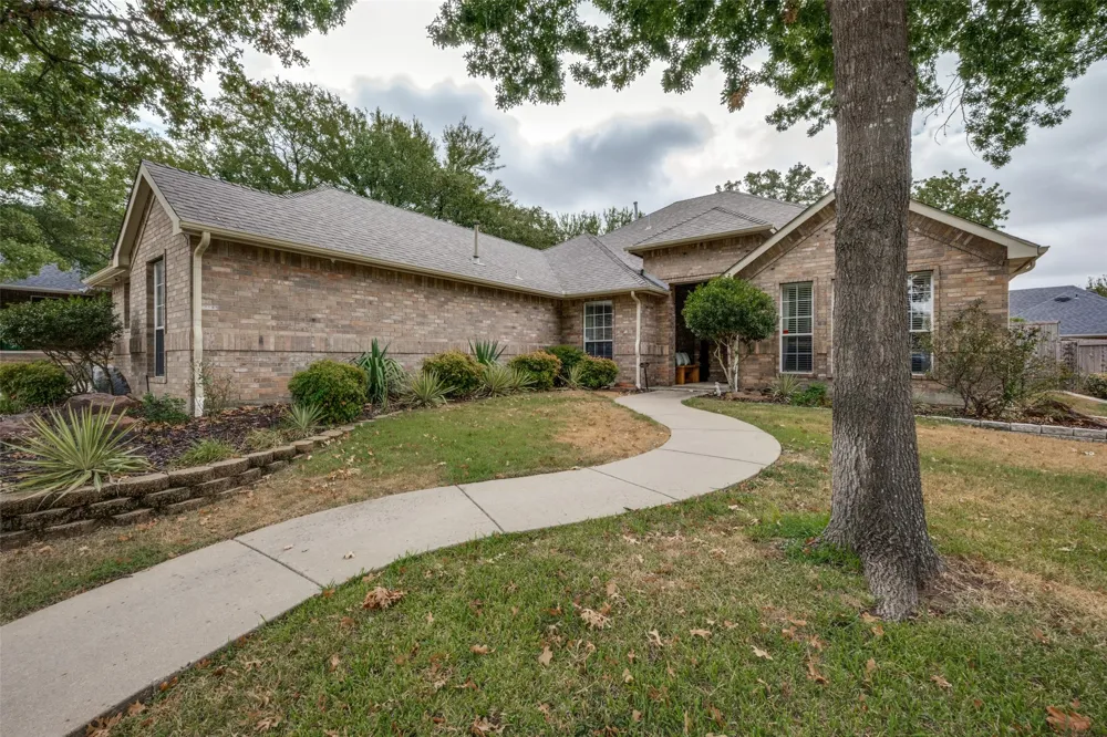1308 Val Verde Court Denton, TX 76210