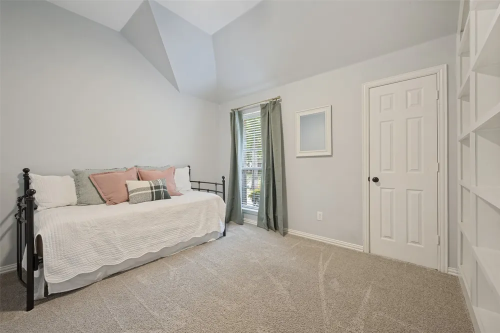 1308 Val Verde Court Denton, TX 76210