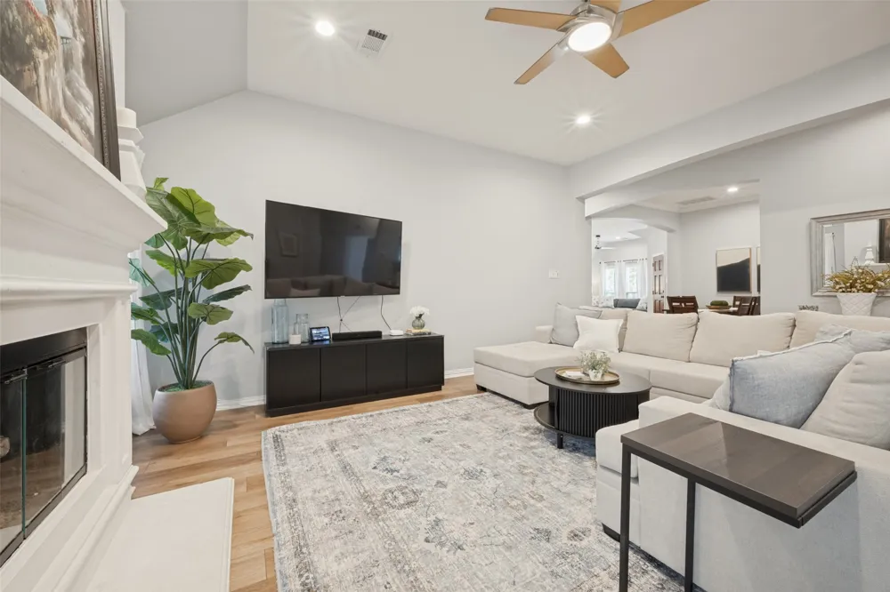 1308 Val Verde Court Denton, TX 76210
