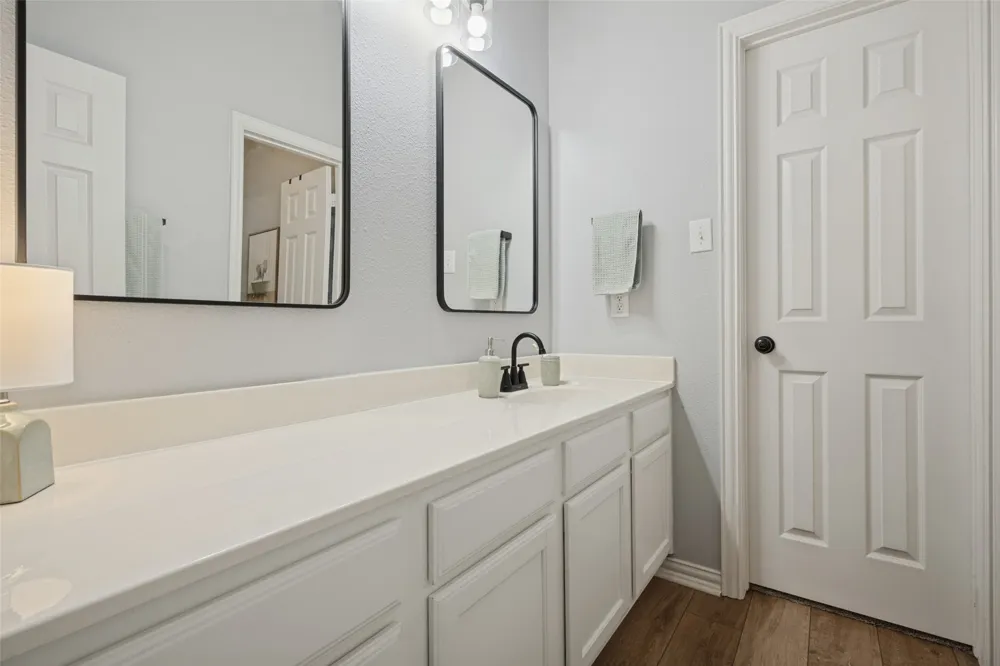 1308 Val Verde Court Denton, TX 76210