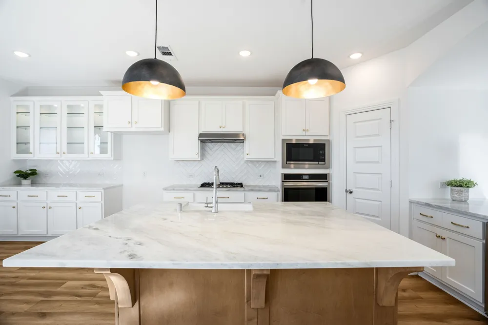 1825 Pelham Drive Aubrey, TX 76227