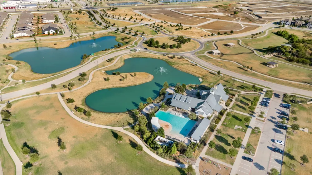 1825 Pelham Drive Aubrey, TX 76227