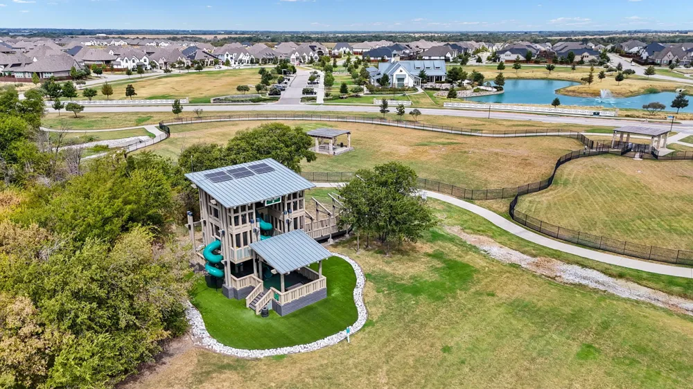 1825 Pelham Drive Aubrey, TX 76227