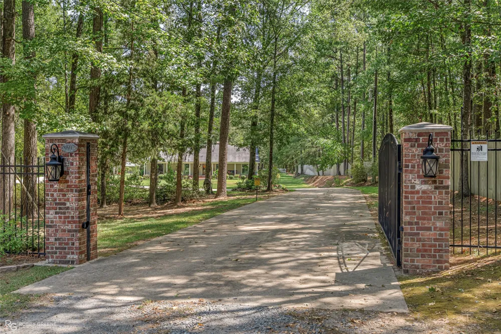 8602 Springwood Road Shreveport, LA 71129