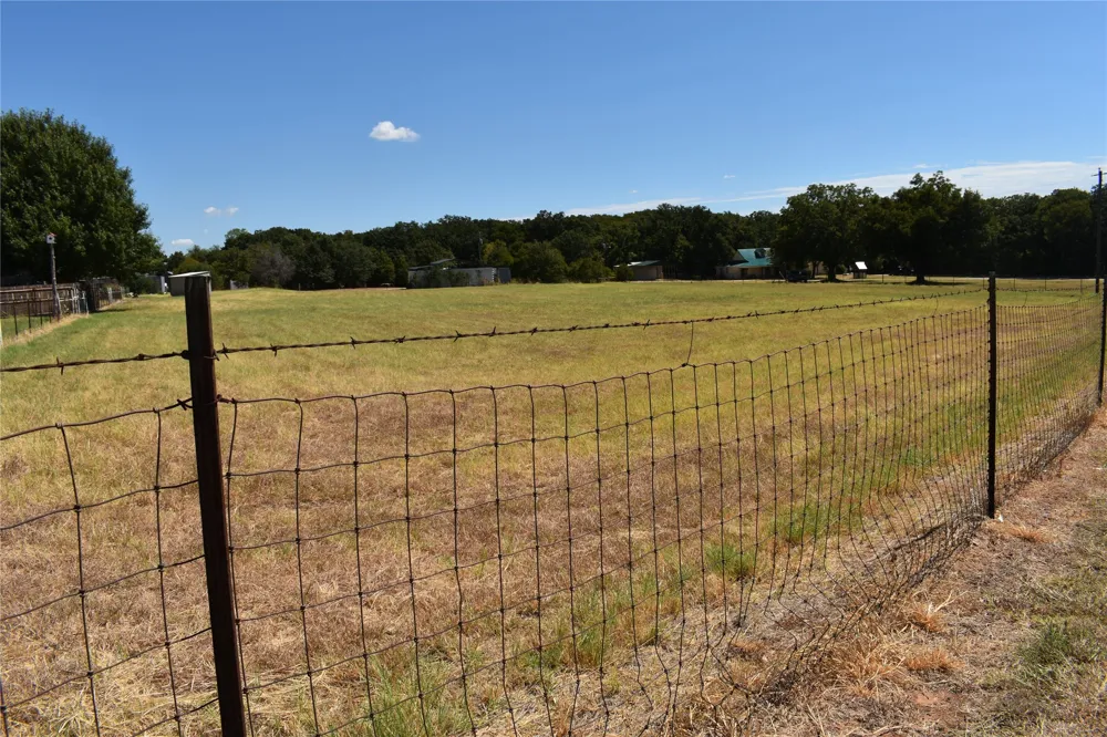 FM 4 Grandview, TX 76050