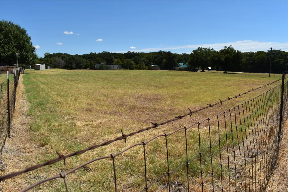 FM 4 Grandview, TX 76050