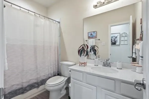 55 County Road 6615 Dayton, TX 77535