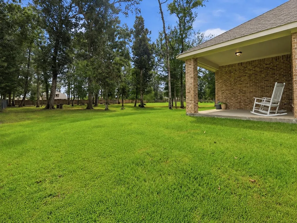55 County Road 6615 Dayton, TX 77535