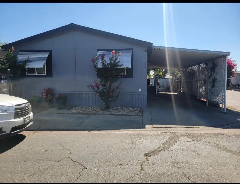 4837 Faith Home #136 Ceres, CA 95307