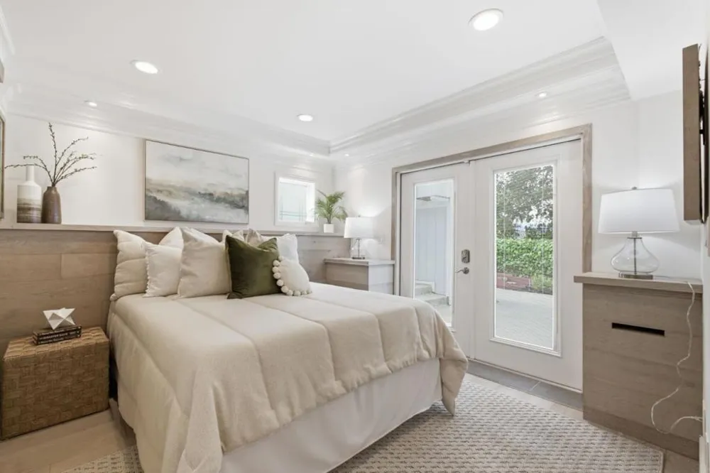 1817 Bayview Avenue Belmont, CA 94002
