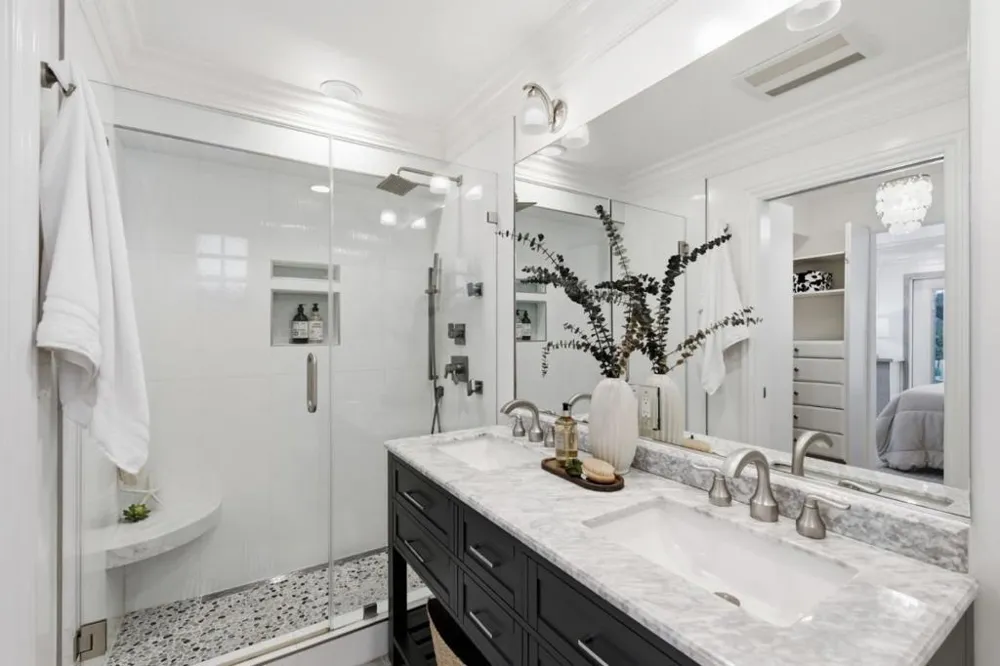 1817 Bayview Avenue Belmont, CA 94002