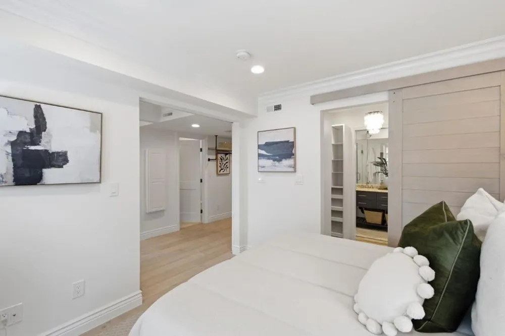 1817 Bayview Avenue Belmont, CA 94002