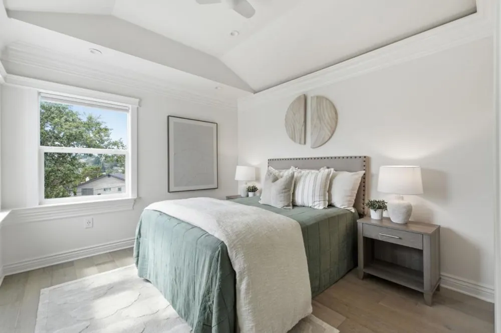 1817 Bayview Avenue Belmont, CA 94002