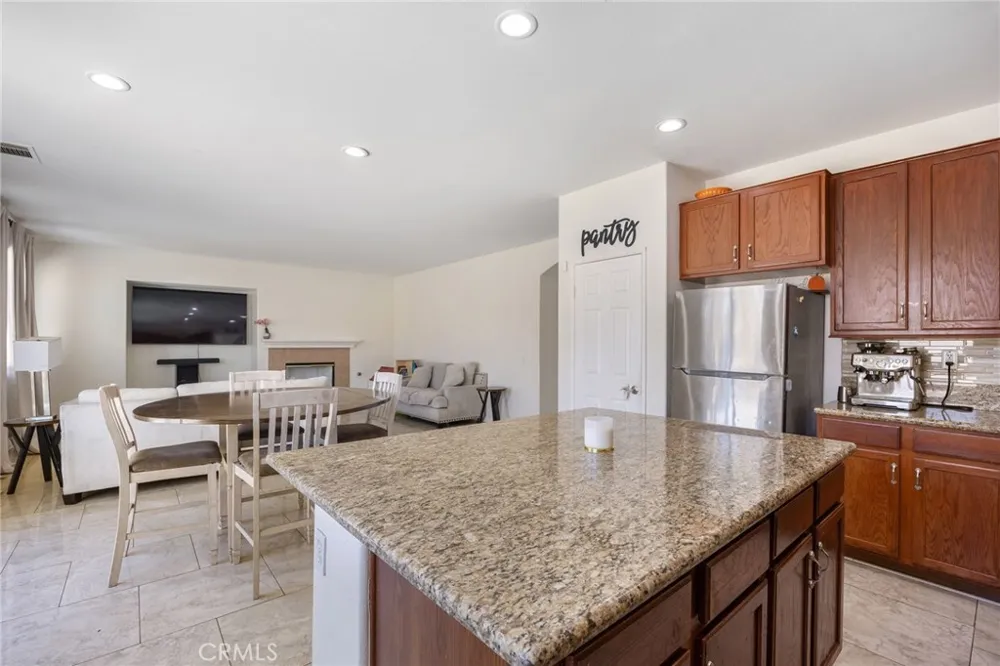 12532 Ninebark Moreno Valley, CA 92555