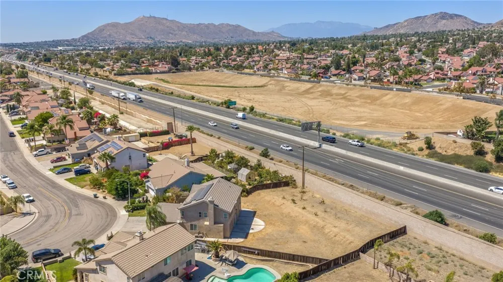 12532 Ninebark Moreno Valley, CA 92555