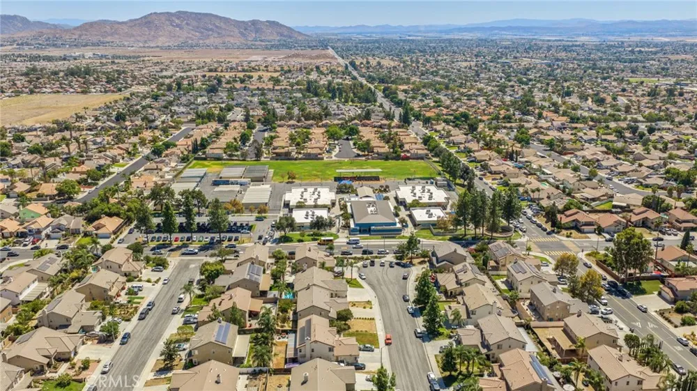 12532 Ninebark Moreno Valley, CA 92555