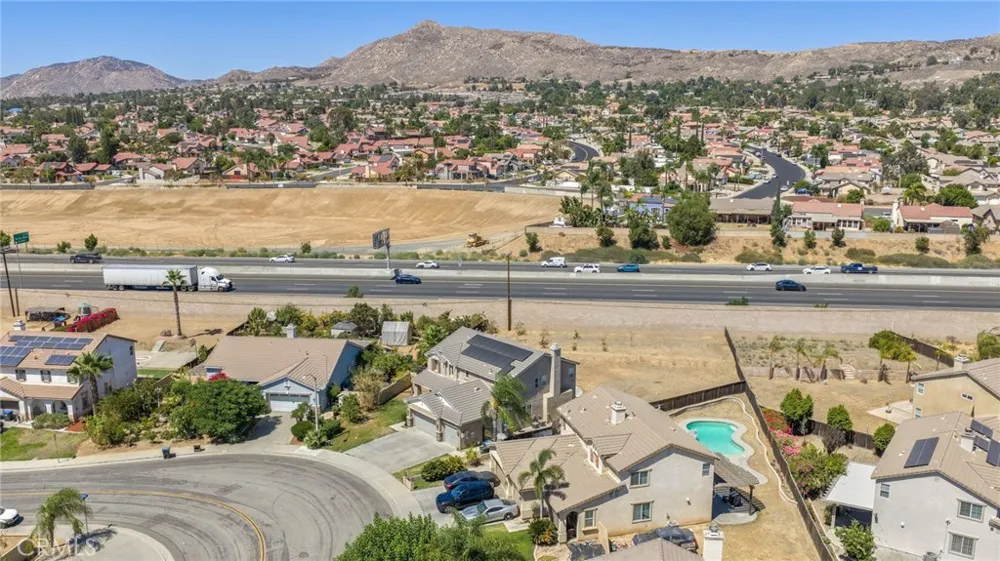 12532 Ninebark Moreno Valley, CA 92555