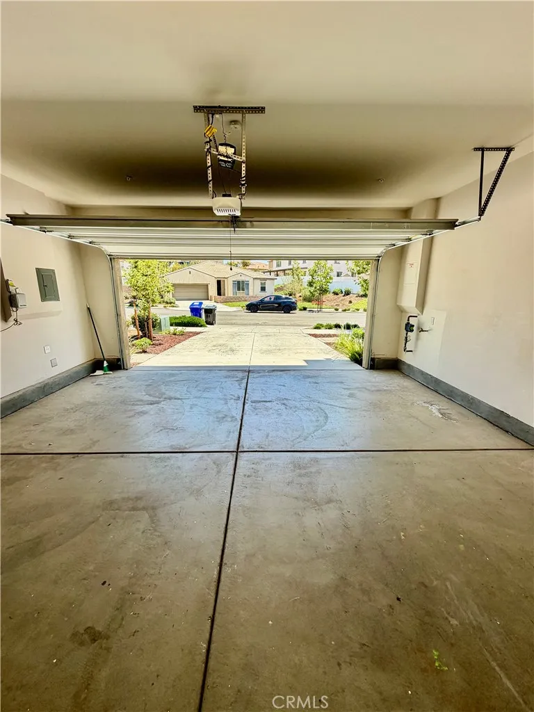 2755 Arches Court Jurupa Valley, CA 92509
