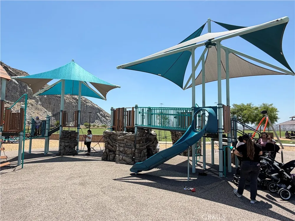 2755 Arches Court Jurupa Valley, CA 92509