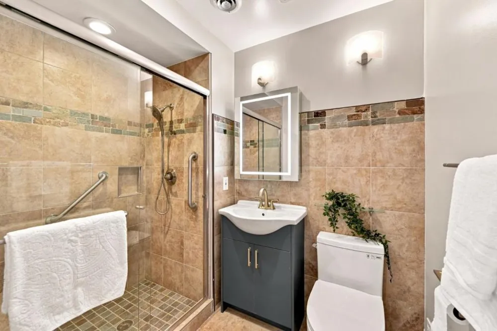 41717 Gifford Street Fremont, CA 94538