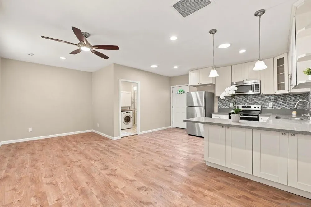 1429 Hermes Ave Encinitas, CA 92024
