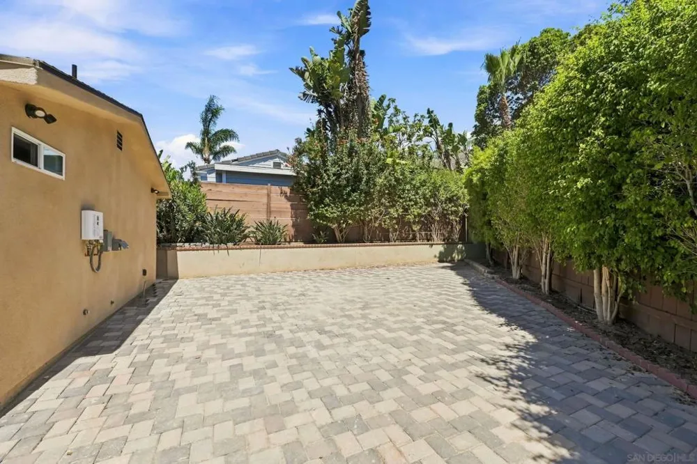 1429 Hermes Ave Encinitas, CA 92024