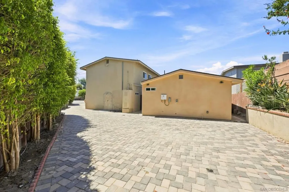 1429 Hermes Ave Encinitas, CA 92024