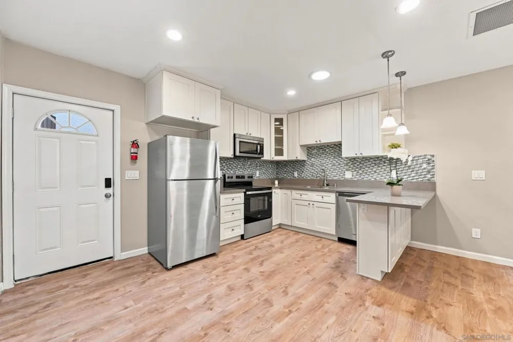 1429 Hermes Ave Encinitas, CA 92024