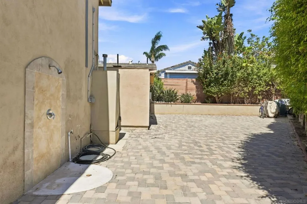 1429 Hermes Ave Encinitas, CA 92024