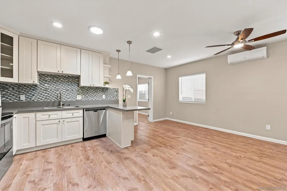 1429 Hermes Ave Encinitas, CA 92024