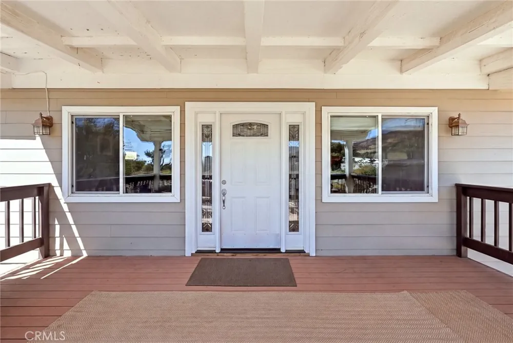 8646 Elizabeth Lake Road Leona Valley, CA 93551