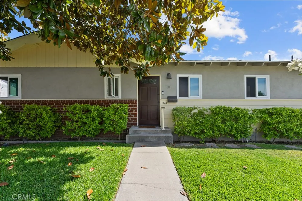 1344 E Orange Grove Orange, CA 92867