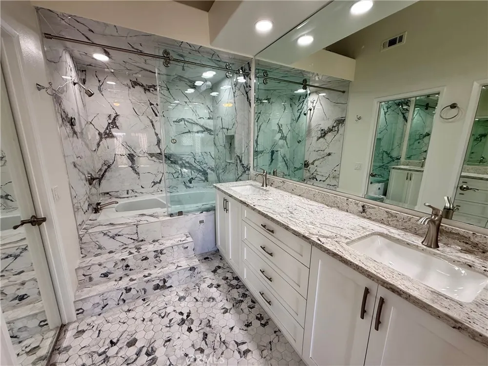 25152 Via Catalina Laguna Niguel, CA 92677