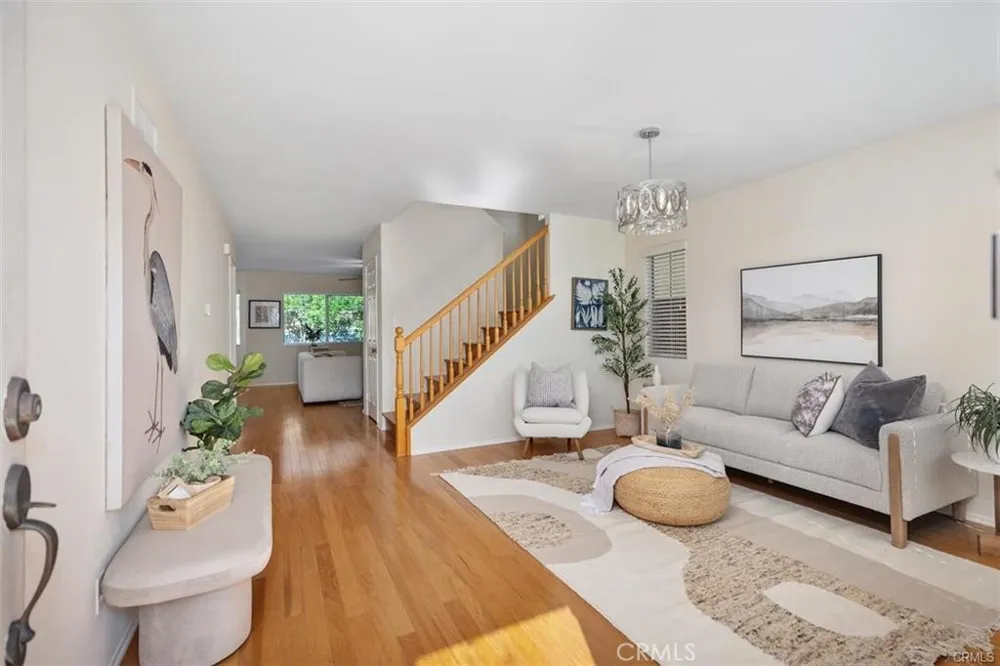 50 Linhaven Irvine, CA 92602