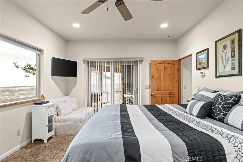 14989 Woodland Park Forest Ranch, CA 95942