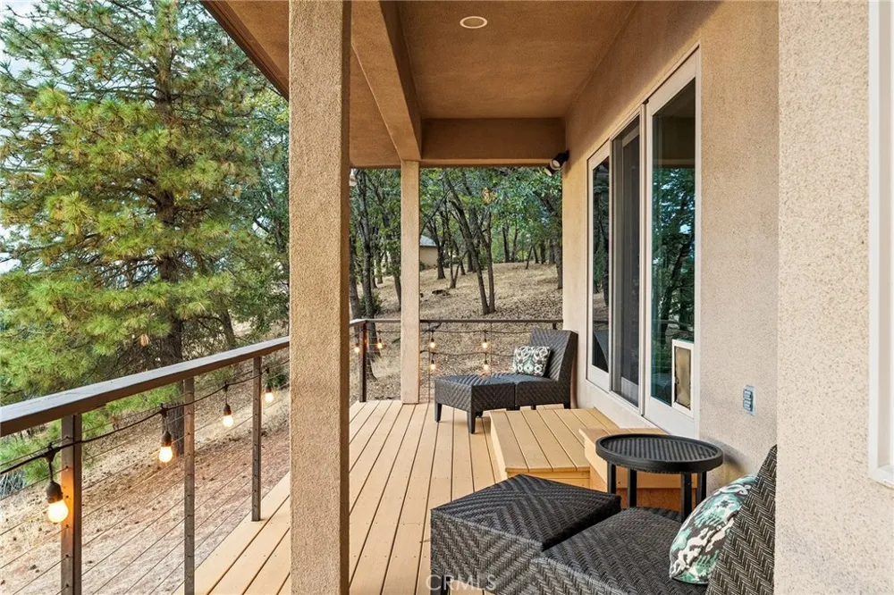 14989 Woodland Park Forest Ranch, CA 95942
