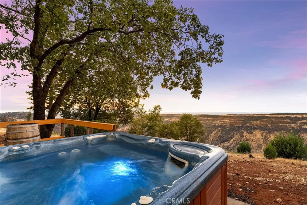14989 Woodland Park Forest Ranch, CA 95942