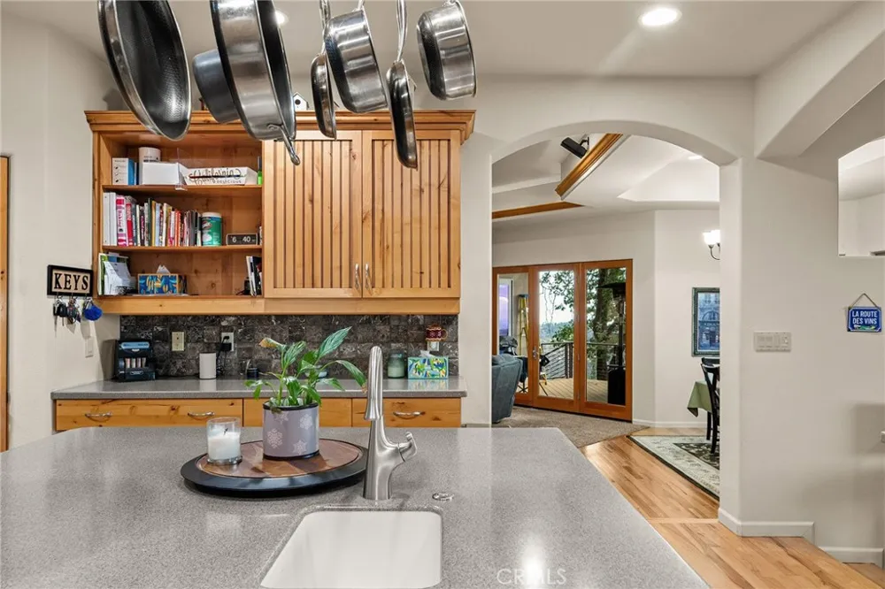 14989 Woodland Park Forest Ranch, CA 95942