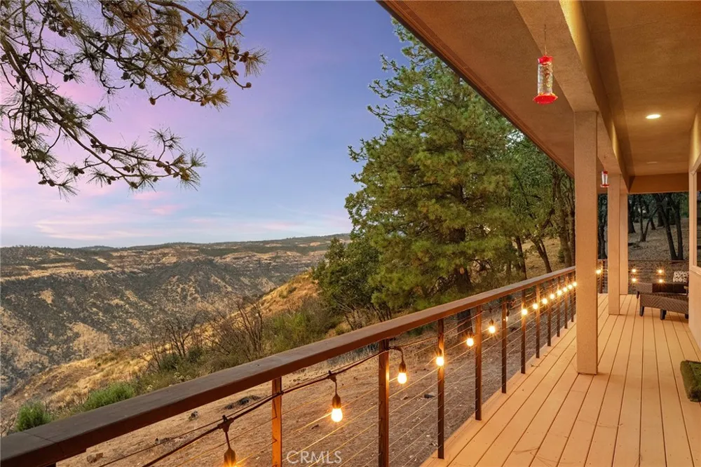 14989 Woodland Park Forest Ranch, CA 95942