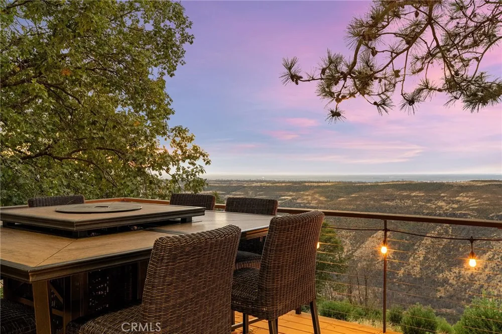 14989 Woodland Park Forest Ranch, CA 95942
