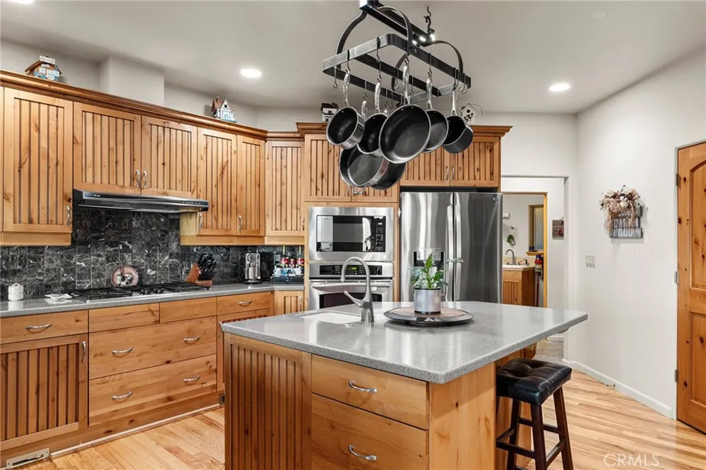 14989 Woodland Park Forest Ranch, CA 95942