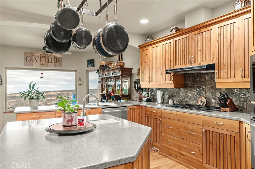14989 Woodland Park Forest Ranch, CA 95942