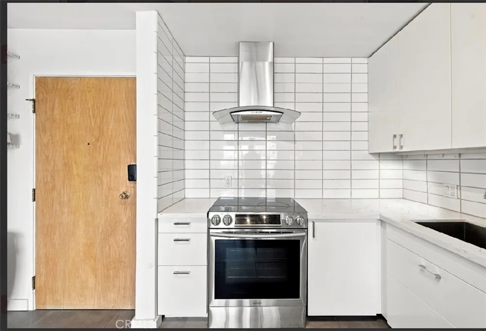 375 Atlantic Avenue #201 Long Beach, CA 90802