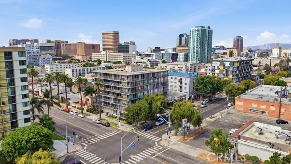 375 Atlantic Avenue #201 Long Beach, CA 90802
