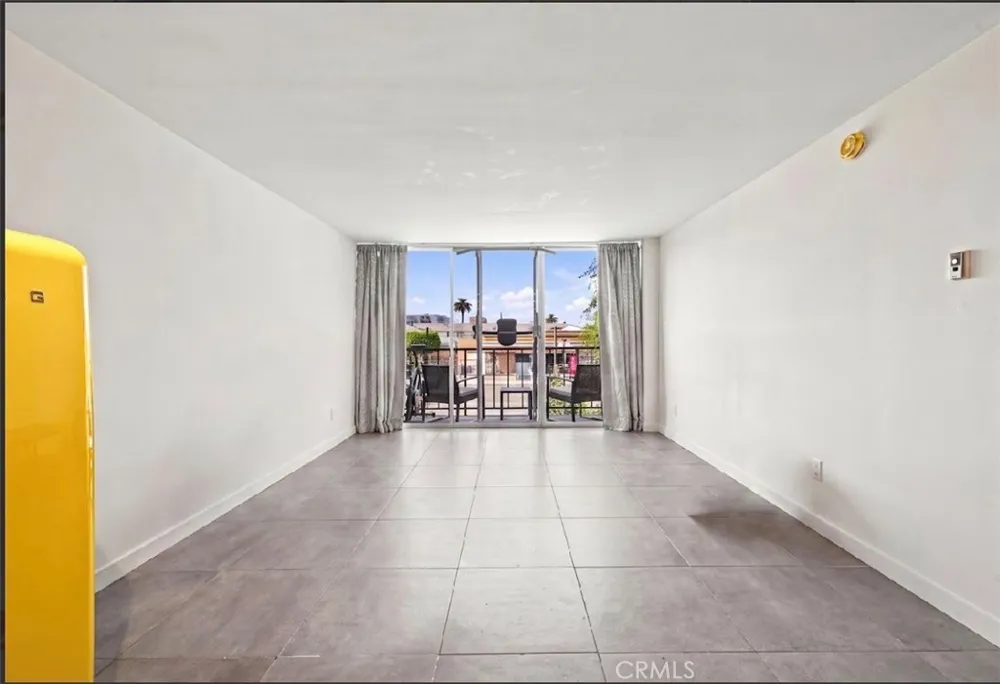 375 Atlantic Avenue #201 Long Beach, CA 90802