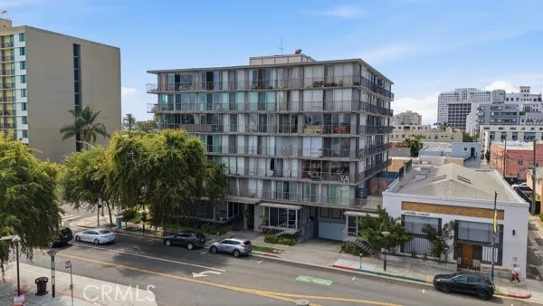 375 Atlantic Avenue #201 Long Beach, CA 90802